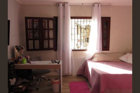 Casa à venda com 356m², 3 quartos e 3 vagasSuíte 1