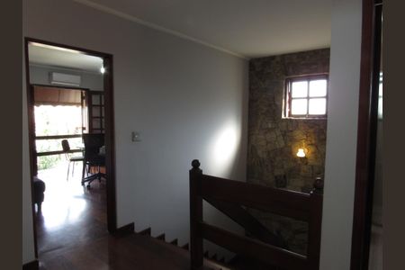 Casa à venda com 356m², 3 quartos e 3 vagasHall