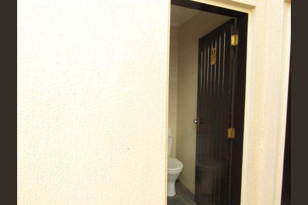 Casa à venda com 356m², 3 quartos e 3 vagasBanheiro de Serviço