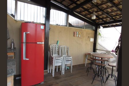 Casa à venda com 356m², 3 quartos e 3 vagasÁrea Externa