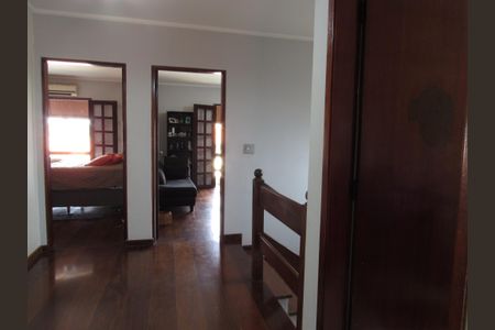 Casa à venda com 356m², 3 quartos e 3 vagasHall
