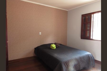 Casa à venda com 356m², 3 quartos e 3 vagasQuarto