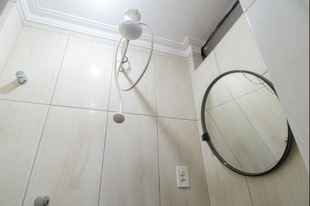 Apartamento à venda com 98m², 2 quartos e sem vaga Apartamento à venda com 98m², 2 quartos e sem vagaBanheiro de Serviço