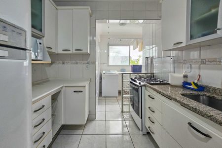 Apartamento para alugar com 100m², 3 quartos e 1 vaga Apartamento para alugar com 100m², 3 quartos e 1 vagaCozinha