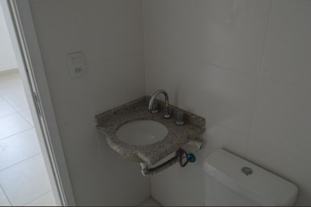 Apartamento para alugar com 78m², 4 quartos e 1 vaga Apartamento para alugar com 78m², 4 quartos e 1 vagaBanheiro da Suíte 2