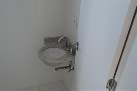 Apartamento para alugar com 78m², 4 quartos e 1 vaga Apartamento para alugar com 78m², 4 quartos e 1 vagaBanheiro da Suíte 1