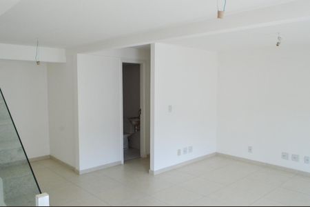 Apartamento para alugar com 78m², 4 quartos e 1 vaga Apartamento para alugar com 78m², 4 quartos e 1 vagaSala