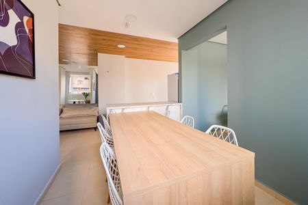 Apartamento à venda com 36m², 2 quartos e sem vaga Apartamento à venda com 36m², 2 quartos e sem vagaSala de reunião