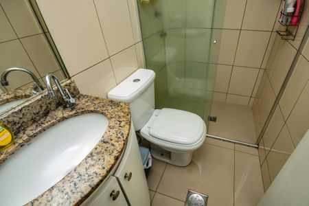 Apartamento à venda com 54m², 2 quartos e 1 vagaBanheiro Social