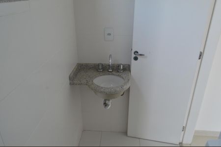 Apartamento para alugar com 80m², 4 quartos e 1 vaga Apartamento para alugar com 80m², 4 quartos e 1 vagaBanheiro da Suíte 3