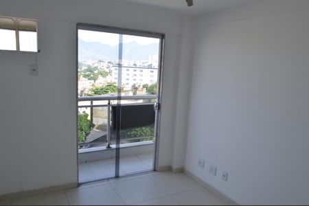 Apartamento para alugar com 80m², 4 quartos e 1 vaga Apartamento para alugar com 80m², 4 quartos e 1 vagaQuarto 2