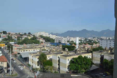 Apartamento para alugar com 80m², 4 quartos e 1 vaga Apartamento para alugar com 80m², 4 quartos e 1 vagaVista da Área de Serviço