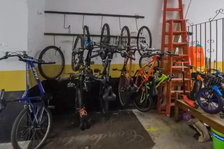 Apartamento à venda com 214m², 2 quartos e 1 vagaÁrea comum - Bicicletário