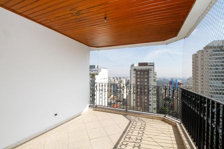 Apartamento à venda com 669m², 5 quartos e 5 vagas Apartamento à venda com 669m², 5 quartos e 5 vagasVaranda e Vista da Sala de Estar