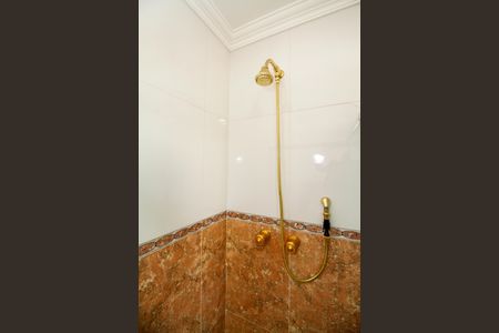 Apartamento à venda com 669m², 5 quartos e 5 vagas Apartamento à venda com 669m², 5 quartos e 5 vagasBanheiro da Suíte 4