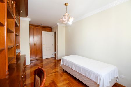 Apartamento à venda com 669m², 5 quartos e 5 vagas Apartamento à venda com 669m², 5 quartos e 5 vagasQuarto 2