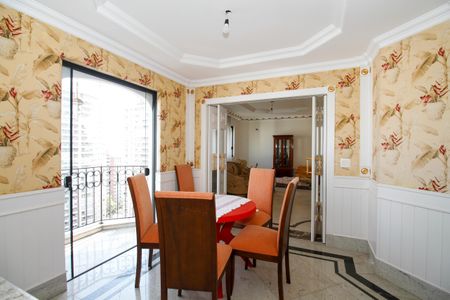 Apartamento à venda com 669m², 5 quartos e 5 vagas Apartamento à venda com 669m², 5 quartos e 5 vagasCopa 1