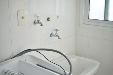 Apartamento para alugar com 55m², 2 quartos e 1 vagaÁrea de Serviço