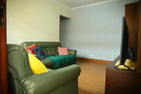 Casa à venda com 230m², 3 quartos e 2 vagasSala