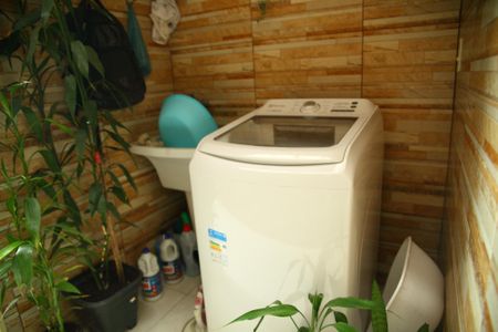 Casa à venda com 230m², 3 quartos e 2 vagasCasa 3 - Área de Serviço