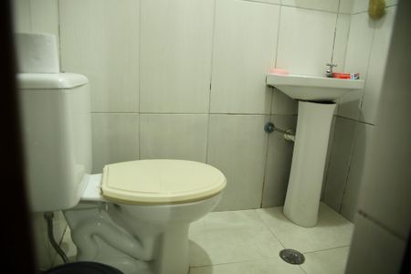 Casa à venda com 230m², 3 quartos e 2 vagasCasa 3 - Banheiro