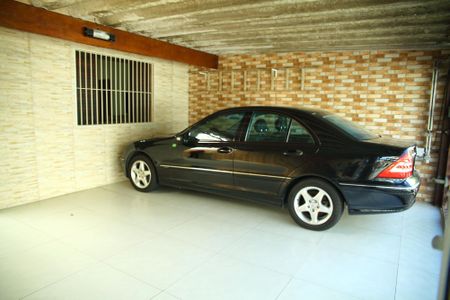 Casa à venda com 230m², 3 quartos e 2 vagasGaragem