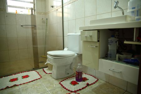 Casa à venda com 230m², 3 quartos e 2 vagasBanheiro