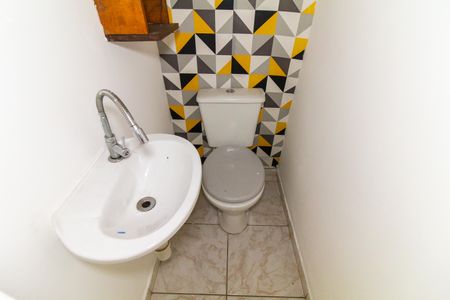 Casa de condomínio para alugar com 72m², 2 quartos e 1 vagaLavabo