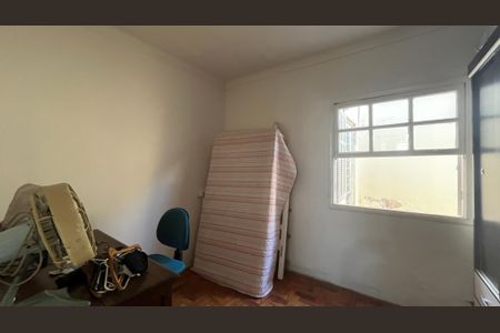 Casa à venda com 175m², 2 quartos e 2 vagas Casa à venda com 175m², 2 quartos e 2 vagasQuarto 1