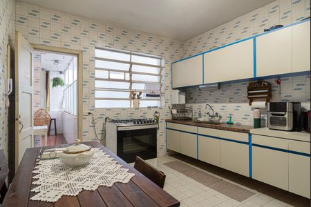 Apartamento à venda com 161m², 3 quartos e 1 vaga Apartamento à venda com 161m², 3 quartos e 1 vagaCozinha