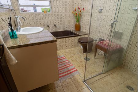 Apartamento à venda com 161m², 3 quartos e 1 vaga Apartamento à venda com 161m², 3 quartos e 1 vagaBanheiro 1