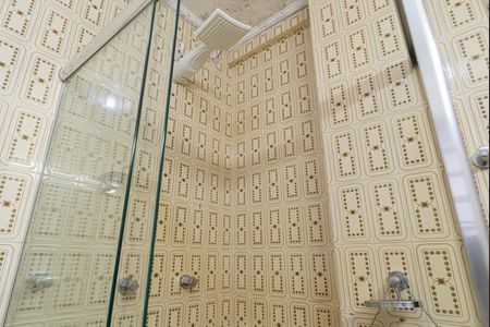 Apartamento à venda com 161m², 3 quartos e 1 vaga Apartamento à venda com 161m², 3 quartos e 1 vagaBanheiro 1