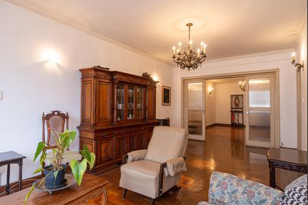 Apartamento à venda com 161m², 3 quartos e 1 vaga Apartamento à venda com 161m², 3 quartos e 1 vagaSala