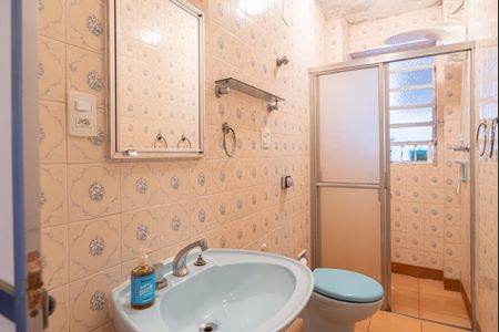 Apartamento à venda com 161m², 3 quartos e 1 vaga Apartamento à venda com 161m², 3 quartos e 1 vagaBanheiro 2