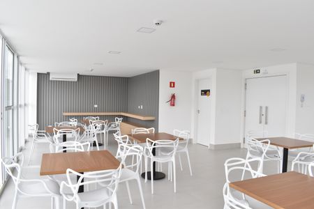 Studio para alugar com 27m², 1 quarto e sem vagaÁrea comum - Salão de festas