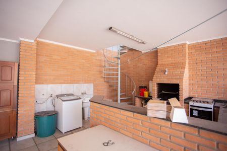 Casa à venda com 400m², 3 quartos e 8 vagas Casa à venda com 400m², 3 quartos e 8 vagasÁrea Gourmet