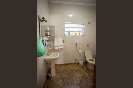 Casa à venda com 400m², 3 quartos e 8 vagas Casa à venda com 400m², 3 quartos e 8 vagasBanheiro da Suíte