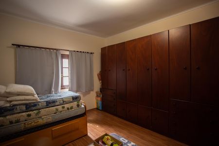 Casa à venda com 400m², 3 quartos e 8 vagas Casa à venda com 400m², 3 quartos e 8 vagasQuarto 1