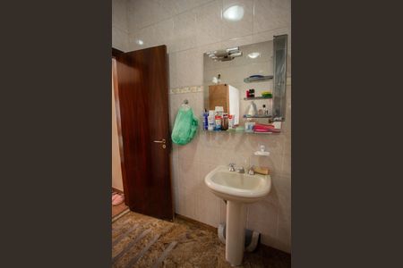 Casa à venda com 400m², 3 quartos e 8 vagas Casa à venda com 400m², 3 quartos e 8 vagasBanheiro da Suíte