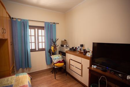 Casa à venda com 400m², 3 quartos e 8 vagas Casa à venda com 400m², 3 quartos e 8 vagasQuarto 2