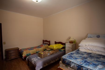 Casa à venda com 400m², 3 quartos e 8 vagas Casa à venda com 400m², 3 quartos e 8 vagasQuarto 1