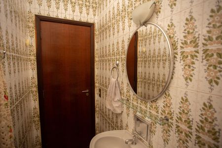 Casa à venda com 400m², 3 quartos e 8 vagas Casa à venda com 400m², 3 quartos e 8 vagasLavabo