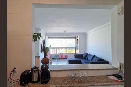 Apartamento à venda com 4 quartos, 105m² em Buritis, Belo Horizonte