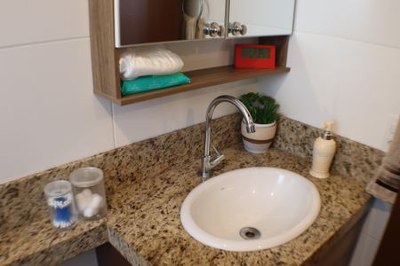 Apartamento para alugar com 66m², 3 quartos e 1 vaga Apartamento para alugar com 66m², 3 quartos e 1 vagaBanheiro da Suíte