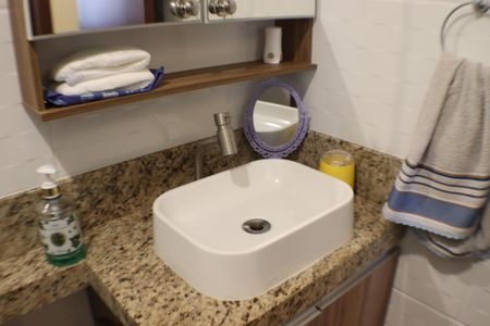 Apartamento para alugar com 66m², 3 quartos e 1 vaga Apartamento para alugar com 66m², 3 quartos e 1 vagaBanheiro Social