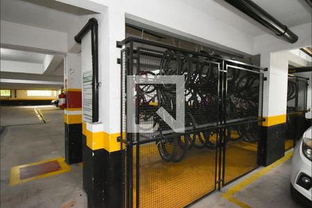 Apartamento à venda com 55m², 2 quartos e 1 vaga Apartamento à venda com 55m², 2 quartos e 1 vagaÁrea comum - Bicicletario