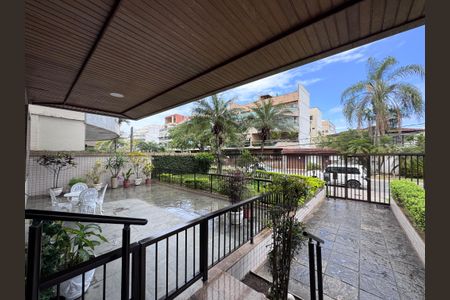 Apartamento à venda com 90m², 2 quartos e 1 vaga Apartamento à venda com 90m², 2 quartos e 1 vagaÁrea comum