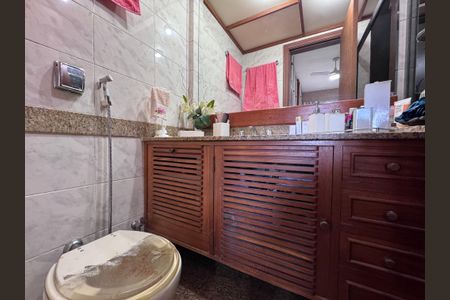 Apartamento à venda com 90m², 2 quartos e 1 vaga Apartamento à venda com 90m², 2 quartos e 1 vagaBanheiro da Suíte