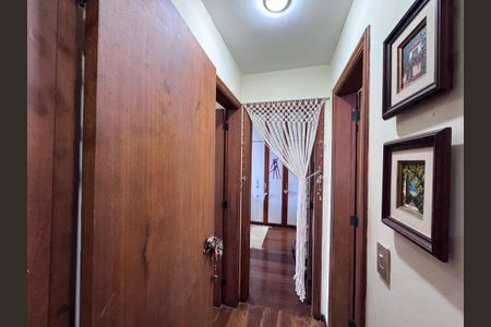 Apartamento à venda com 90m², 2 quartos e 1 vaga Apartamento à venda com 90m², 2 quartos e 1 vagaCorredor