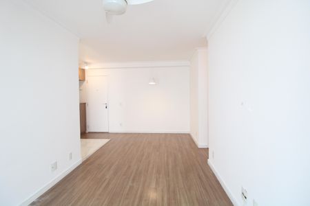 Sala de apartamento à venda com 2 quartos, 61m² em Vila Isa, São Paulo
